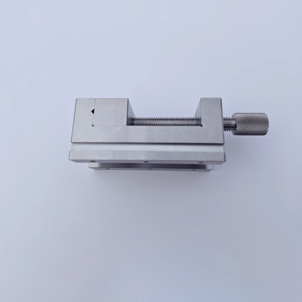 Mini Tornillo de Banco de Acer - Electronics Repair Bench reseña y precio